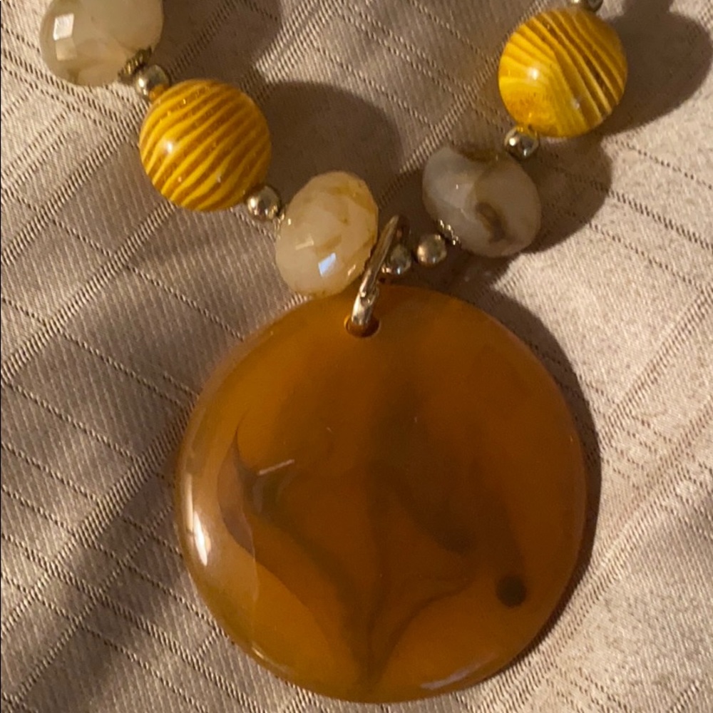Necklace - Picture 2 of 4